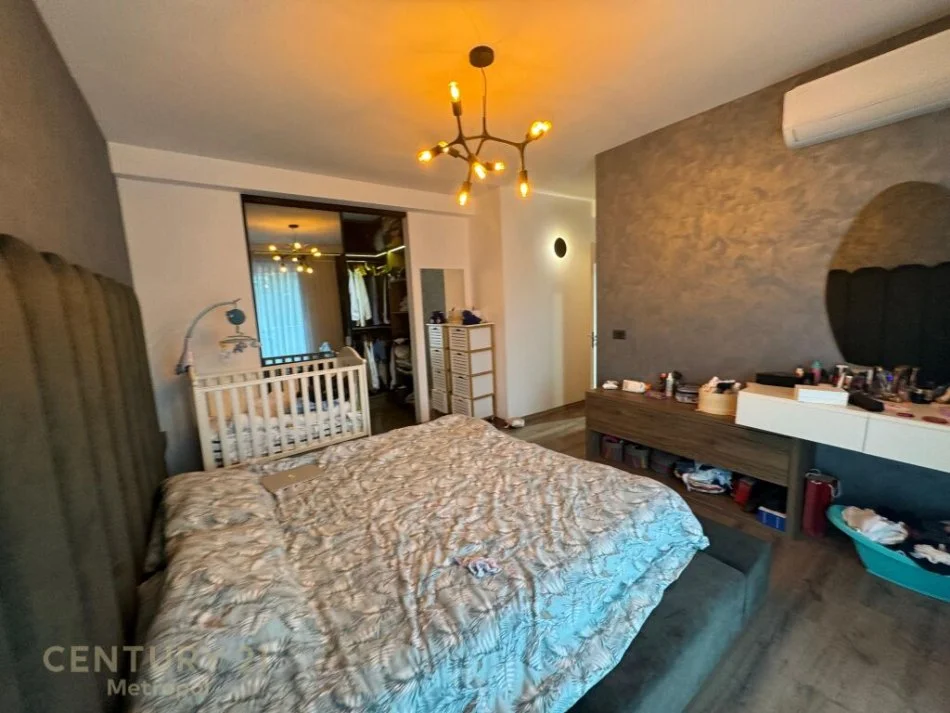 Tirane, shes apartament 2+1 Kati 1, 110 m² 240.000 € 