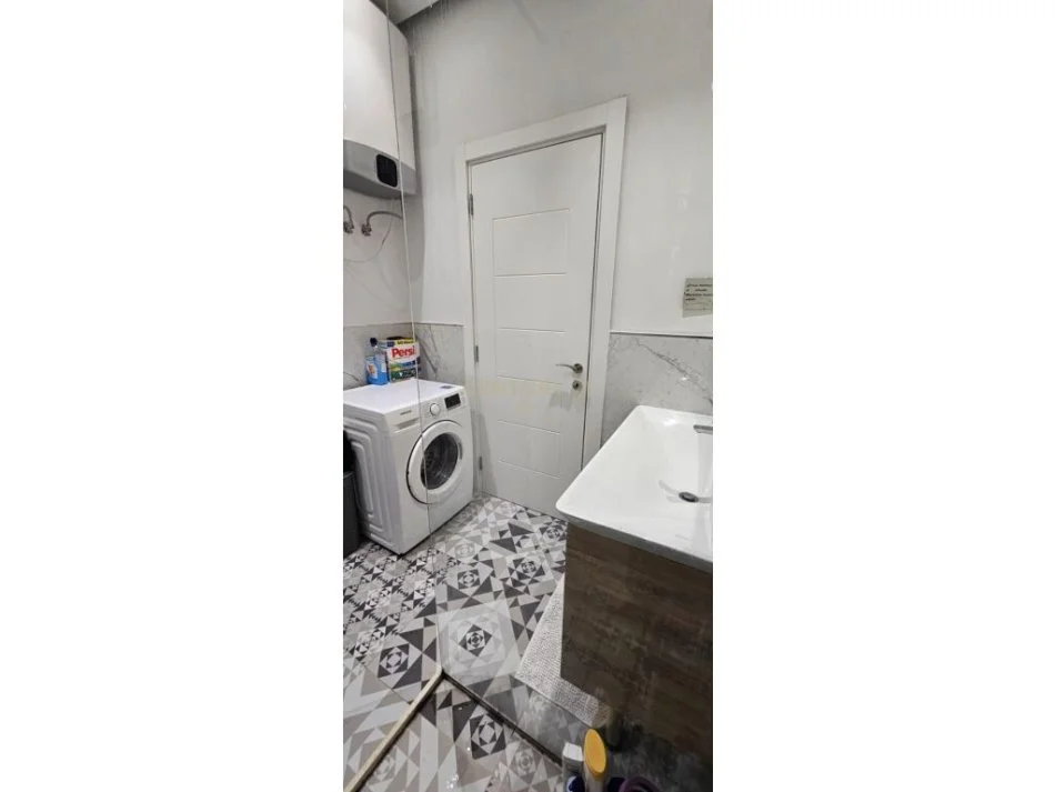 Tirane, shes apartament 1+1 Kati 2, 65 m² 137.000 € 