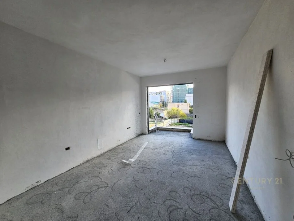 Tirane, shes apartament 1+1 Kati 1, 59 m² 