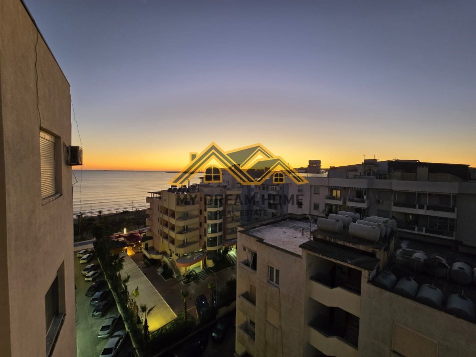 Durres, jepet me qera apartament 1+1 Kati 7, 60 m² 300 € (PLAZH DURRES)