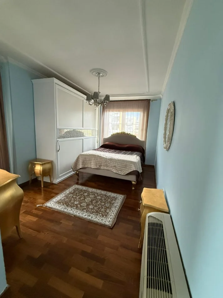 Tirane, jepet me qera apartament 2+1 Kati 3, 110 m² 800 € (Përballë Toptanit)