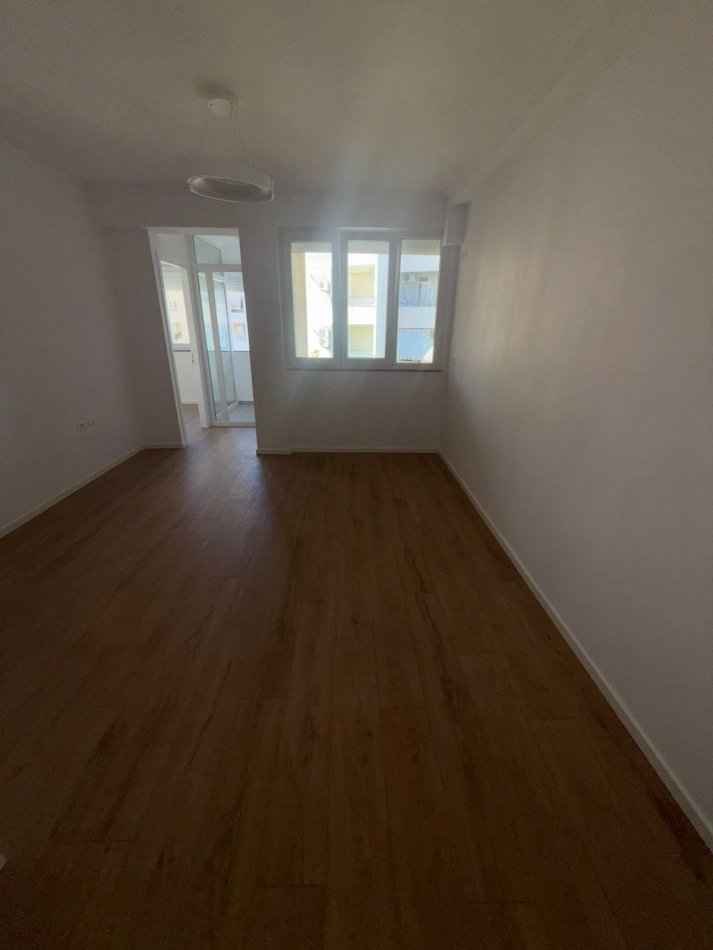 Tirane, shitet apartament 1+1 Kati 7, 47 m² 102.000 € (Don Bosko)