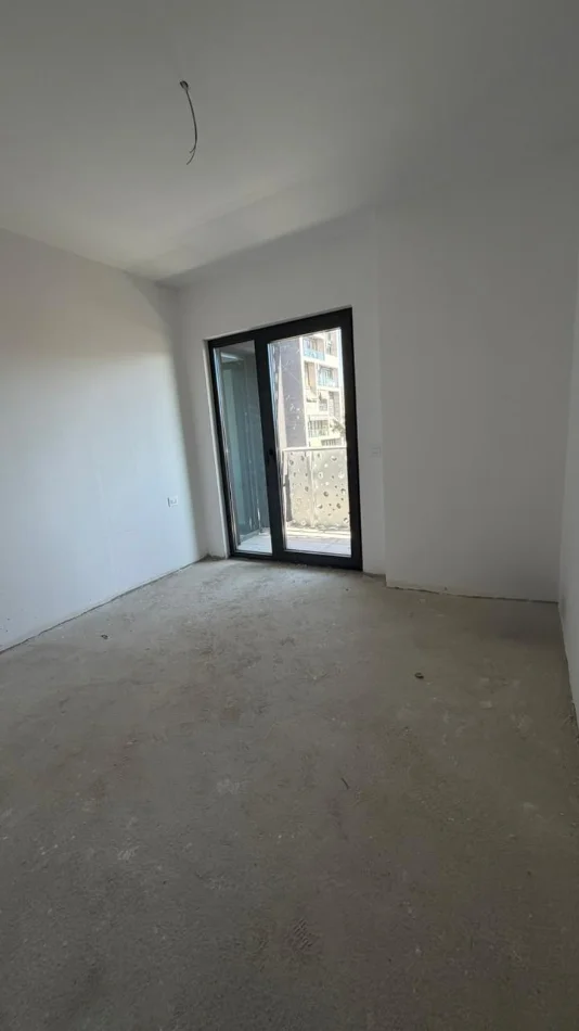 Tirane, shitet apartament 1+1 Kati 3, 71 m² 180.000 € (Corner Residence, Square 21)