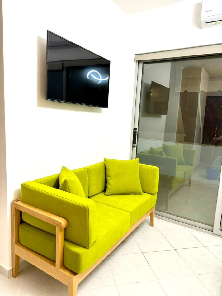 Tirane, jepet me qera apartament 1+1 Kati 4, 45 m² 500 € 