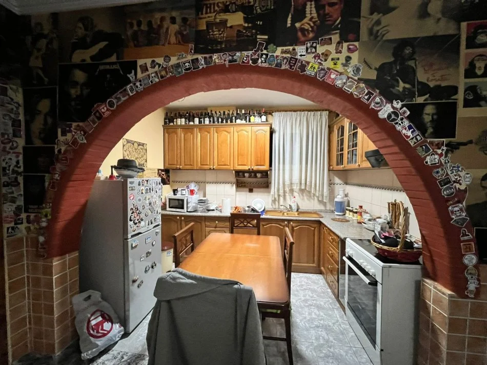 SHITET APARTAMENT ,2+1,KOMUNA PARISIT ,162000 EURO