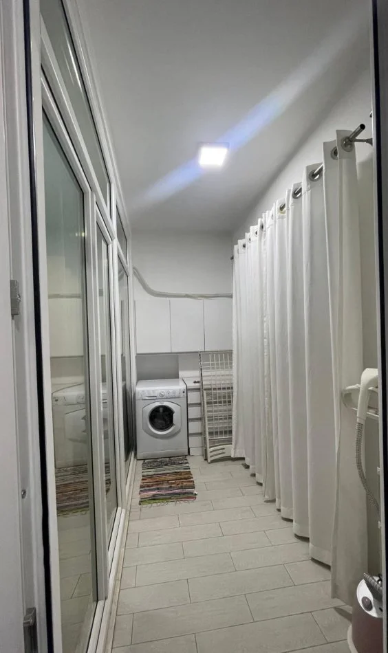 Tirane, jepet me qera apartament 1+1 Kati 2, 60 m² 650 € (Kika 2 Komuna e Parisit)