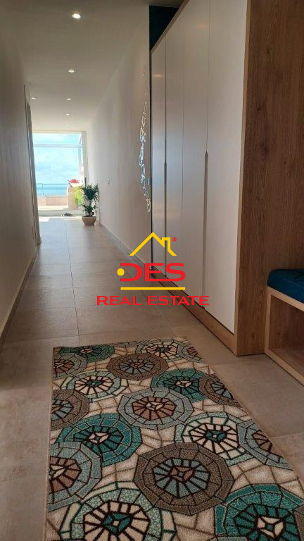 Vlore, shitet apartament+verande | Penthouse 2+1+Ballkon Kati 4, 140 m² 395.000 € (Rruga Dhimitër Konomi)