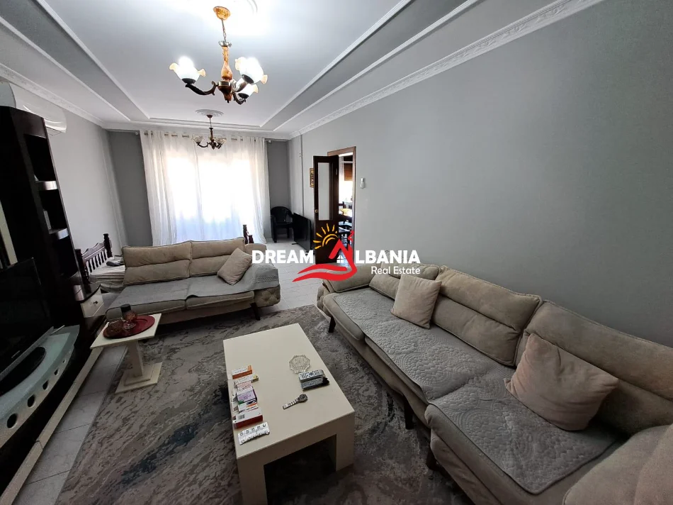 Tirane, shitet apartament 2+1+Aneks+Ballkon Kati 3, 106 m² 190.000 € (Blloku Gintash)