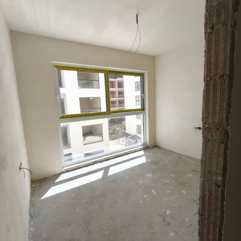 Mali Robit, shitet apartament 2+1 Kati 3, 96 m² 130.000 € 