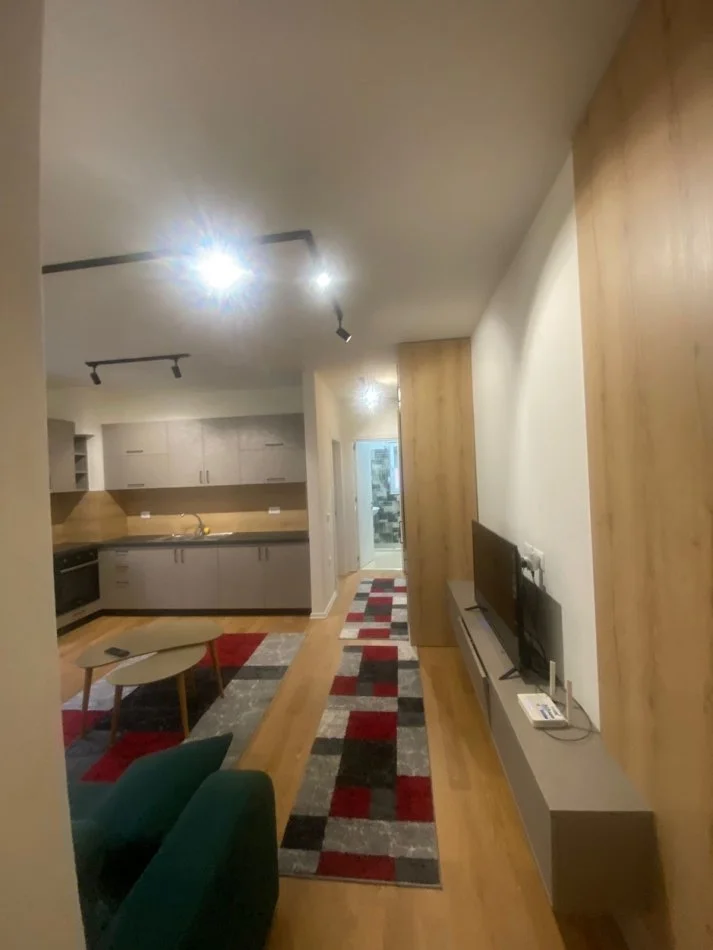 Tirane, jepet me qera apartament 1+1 Kati 3, 68 m² 500 € (Selite)