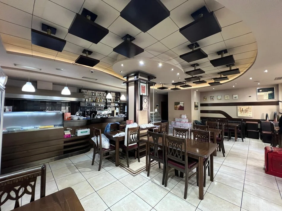 Shitet ambjent biznesi Kati 0, 155 m² 370.000 € (Pandi Dardha)