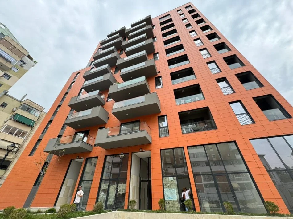 Tirane, dyqan , Kati 0, 20 m² 300 € 