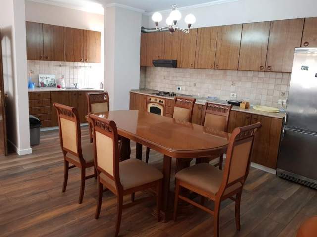 Tirane, shitet apartament 2+1+A+BLK Kati 9, 127 m² 200.000 Euro (Qender)