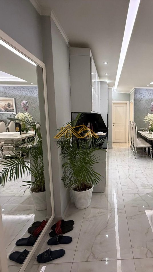 Durres, jepet me qera apartament 2+1 , 88 m² 550 € (plazh)