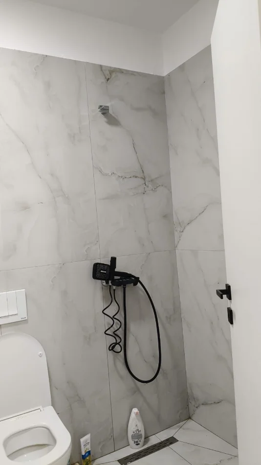 Durres, shitet apartament 1+1+Ballkon Kati 3, 62 m² 90.000 € (Golem rruga vienna)