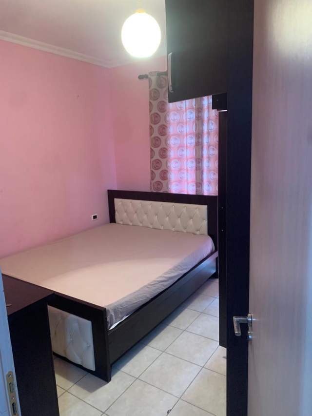 Tirane, jepet me qera apartament 1+1+A+BLK Kati 2, 70 m² 30.000 Leke (ASTIR)