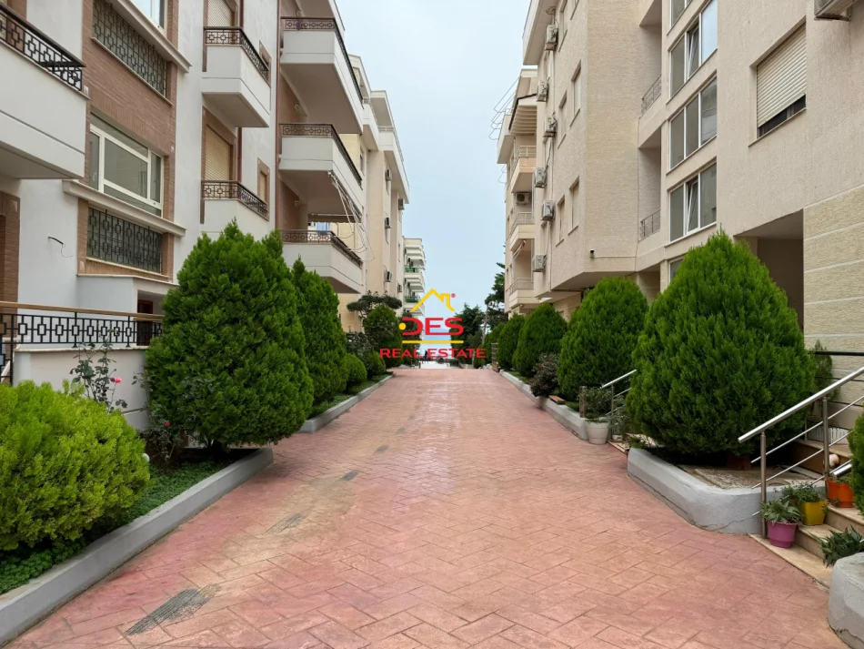 Vlore, shitet vetem 1 dhome 1+1+Ballkon Kati 2, 50 m² 105.000 €