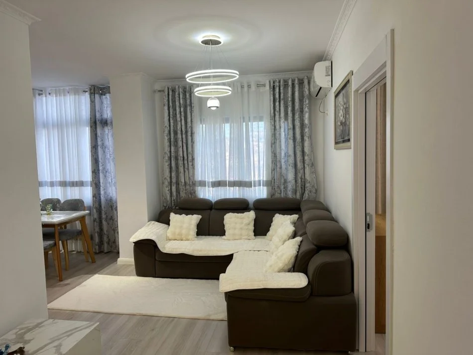 Tirane, shitet apartament , 55 m² 95.000 € (Misto mame)
