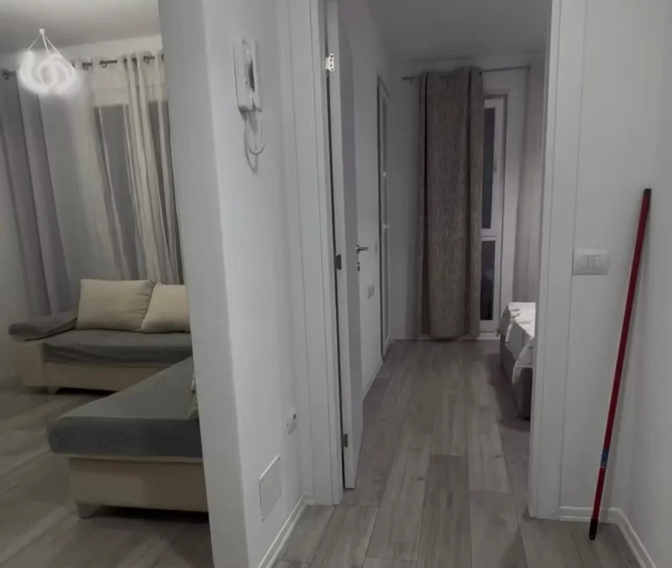 Tirane, jepet me qera apartament 1+1 Kati 5, 53 m² 350 € (Univers City)