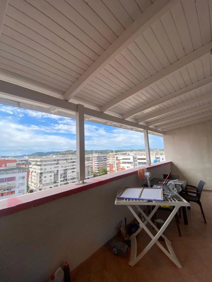 Tirane, jepet me qera apartament 1+1+Ballkon Kati 8, 65 m² 500 € (Teodor keko)