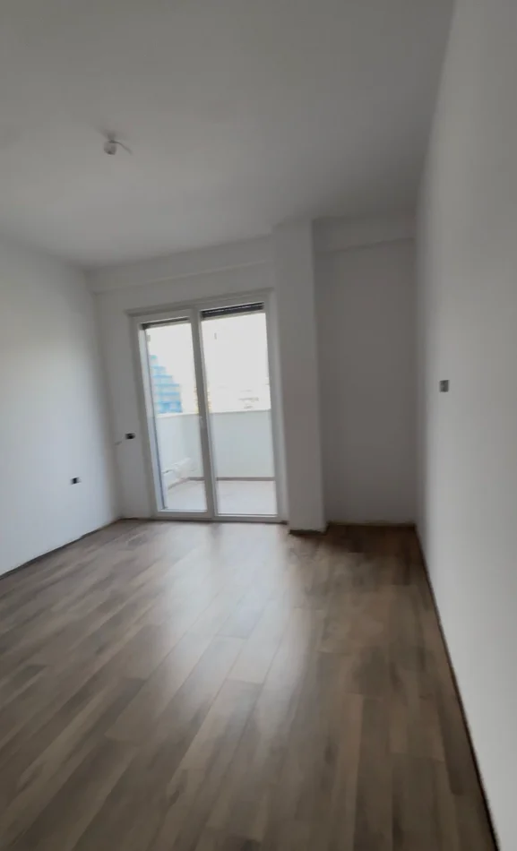 Tirane, shitet apartament+verande | Penthouse 2+1+Ballkon Kati 4, 84 m² 176.000 € (Rruga Ali Demi)