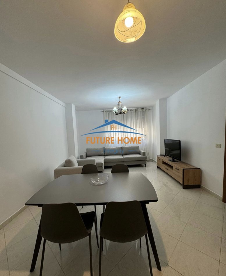 Tirane, jepet me qera apartament 1+1 Kati 5, 70 m² 500 € (Shkolla Asim Vokshi)