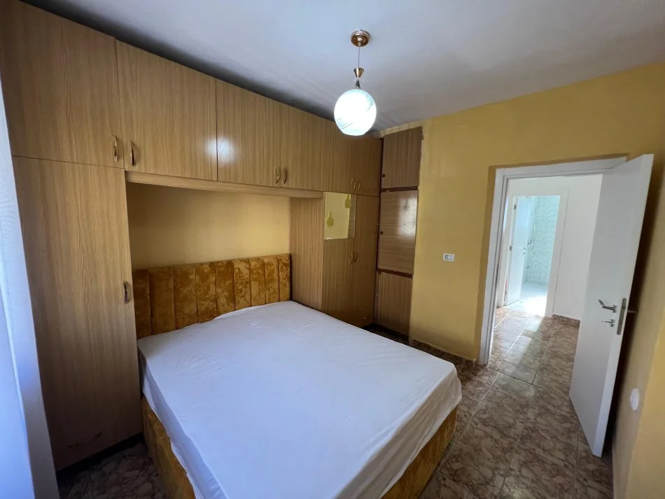 Tirane, jepet me qera apartament 2+1 Kati 3, 79 m² 500 € (Shkolla Harry Fultz)