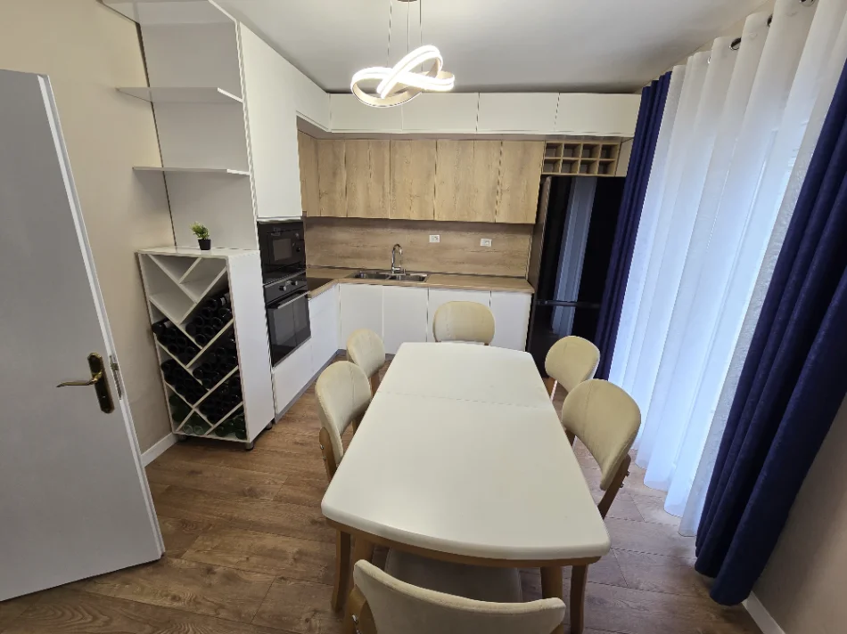 Durres, shitet apartament 2+1+Ballkon Kati 3, 92 m² 125.000 € (Muzeumi, Durres)