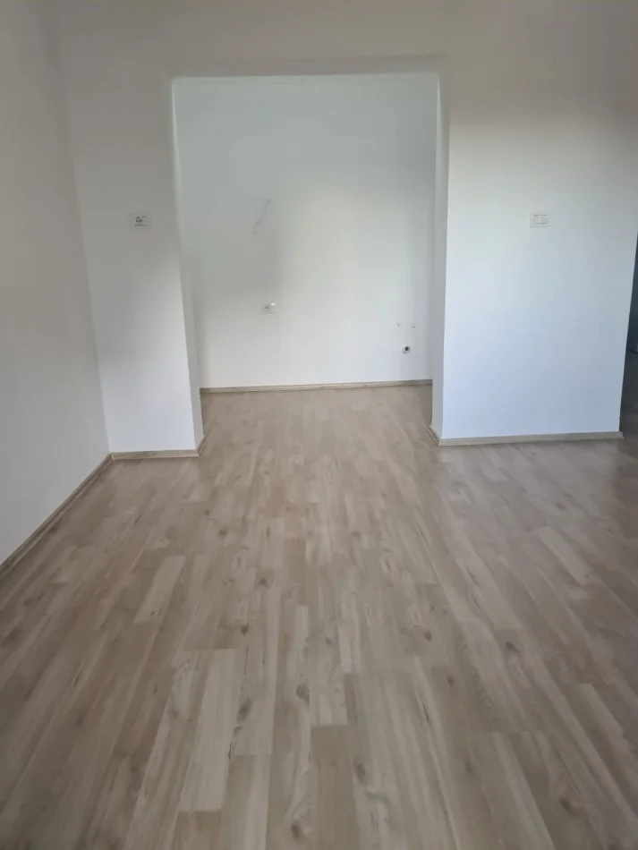 Tirane, shitet apartament 2+1+Aneks+Ballkon Kati 5, 73 m² 155.000 € 