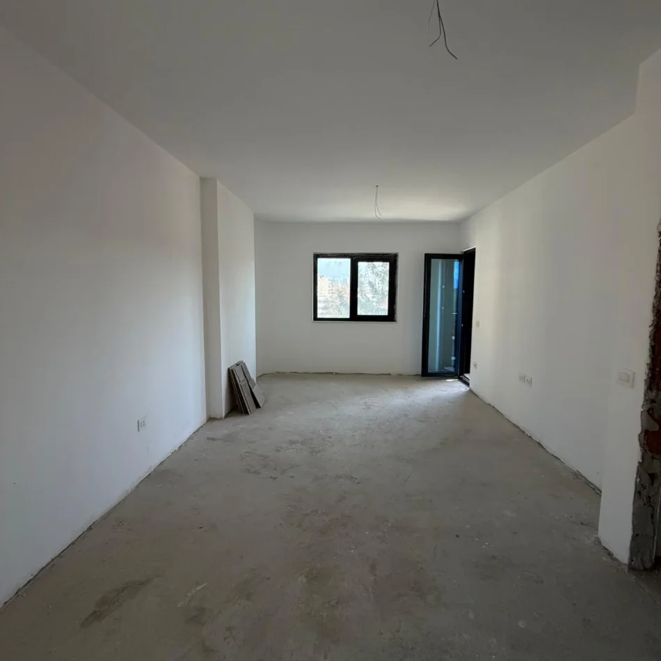Tirane, shitet apartament 1+1 Kati 3, 71 m² 180.000 € (Corner Residence , Arlis)