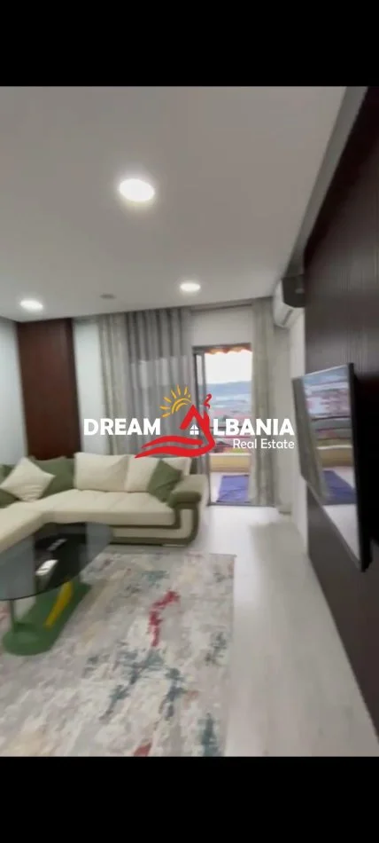 Tirane, jepet me qera 1+1 , 70 m² 450 € (Tek Terminali Jug-Veri)
