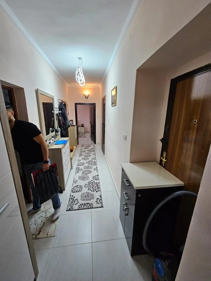 Tirane, shitet apartament 2+1 Kati 1, 70 m² 199.000 € (Ambasada Amerikane)