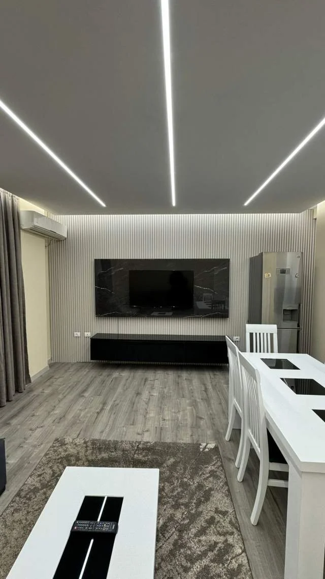 Tirane, jepet me qera apartament 3+1+BLK Kati 1, 134 m² 800 Euro (Don Bosko)