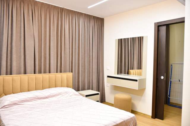 Tirane, jepet me qera apartament 2+1+BLK Kati 5, 98 m² 700 Euro (Siri Kodra)