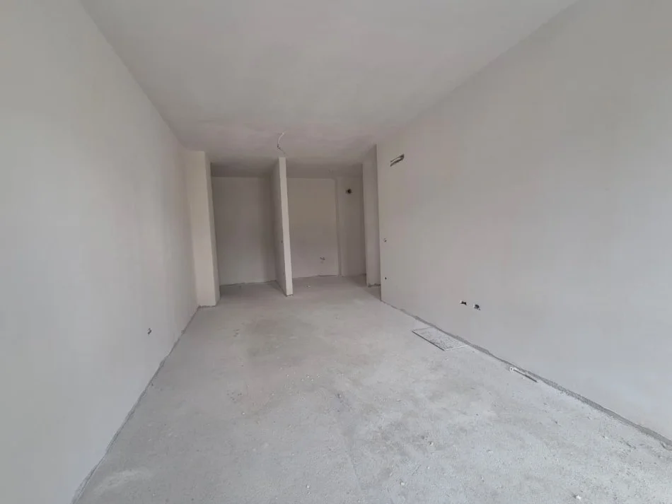 Tirane, shes apartament 2+1 Kati 3, 102 m² 256.000 € (BULEVARDI I RI)