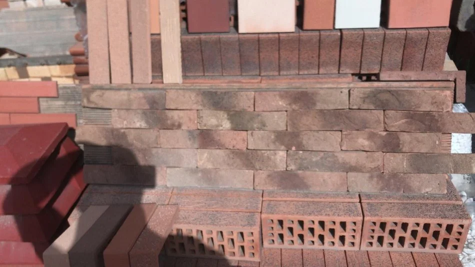 Tirane, shes Tulla shamat 10 €