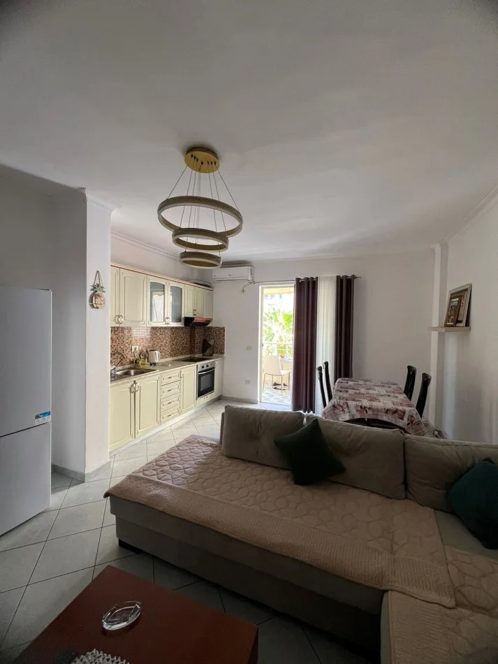 Durres, shitet apartament 2+1 Kati 2, 66 m² 110.000 € (PLAZH TE HOTEL VIVAS!)