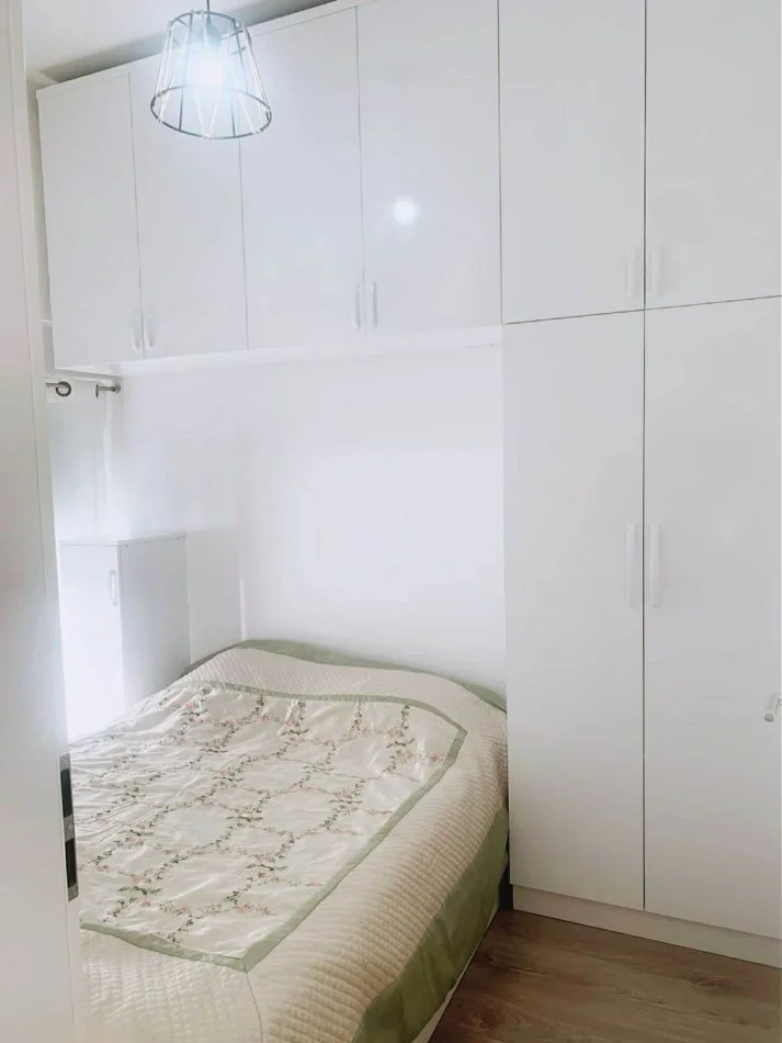 Tirane, jepet me qera apartament 1+1+Ballkon Kati 5, 60 m² 400 € (Ali Demi)