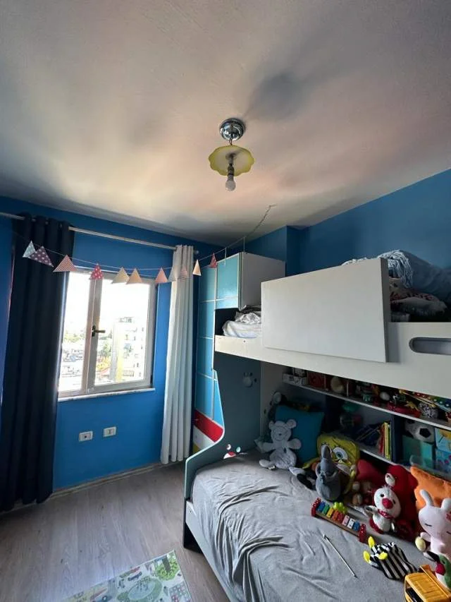 Tirane, shes apartament 3+1+BLK Kati 10, 145 m² 245.000 Euro (Komuna e Parisit)