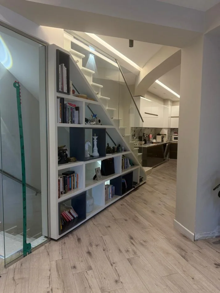 Tirane, shitet apartament duplex 3 Katshe , 241 m² 350.000 € (Rezidenca Kodra e Diellit)