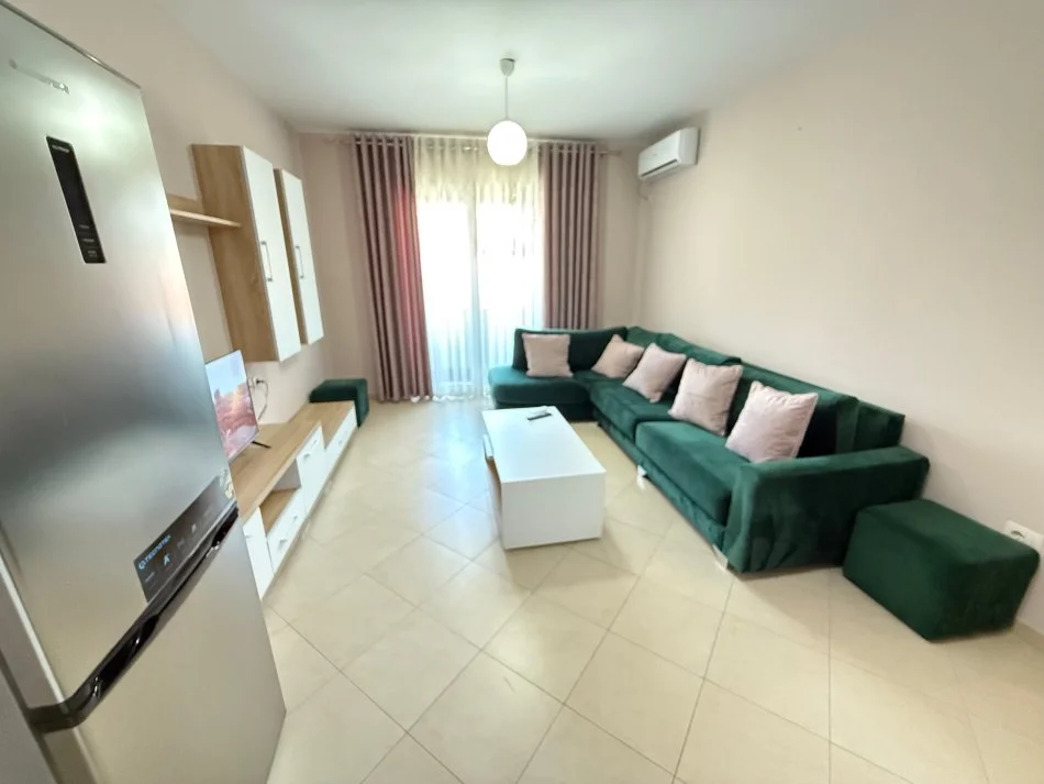 Tirane, jepet me qera apartament 2+1 Kati 2, 91 m² 550 € (Perballe Concord Center)