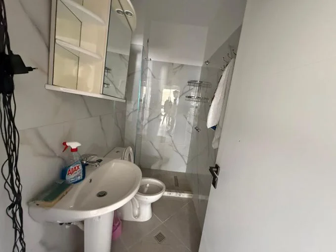 Tirane, jepet me qera apartament 2+1+Ballkon Kati 2, 109 m² 350 € (Tek Kompleksi Oxa, Ne FRESK)
