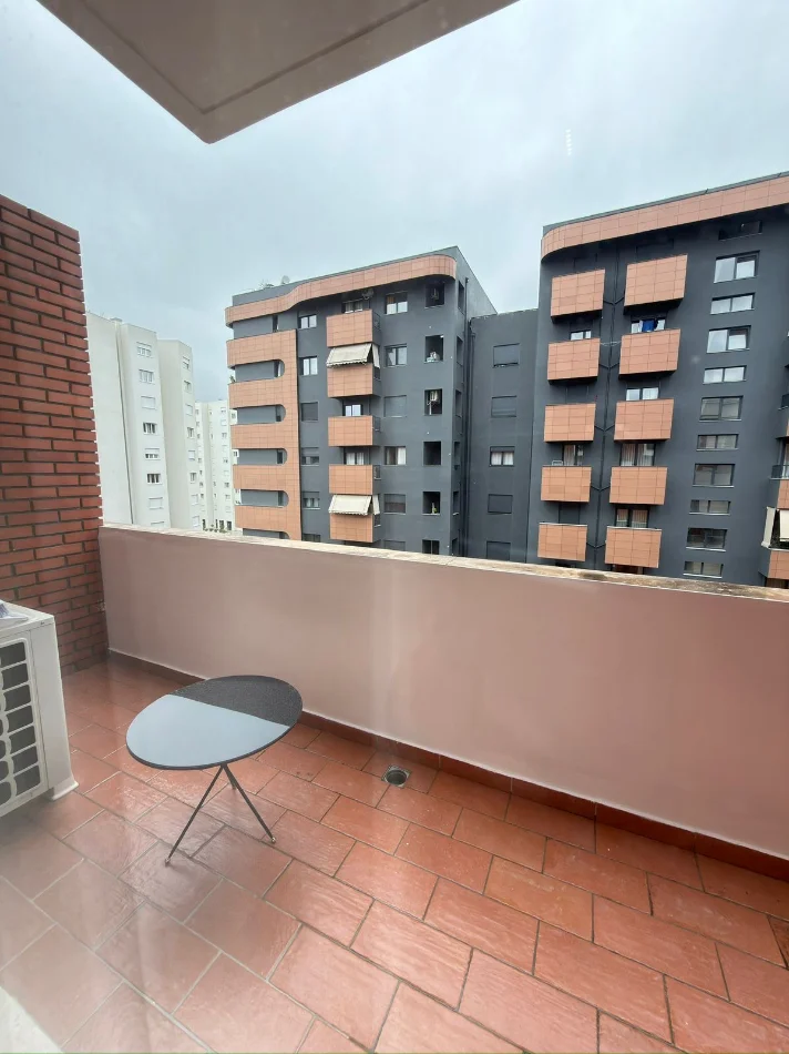 Tirane, jepet me qera apartament 1+1 Kati 6, 60 m² 600 € 
