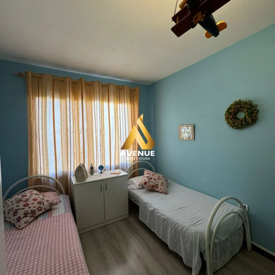 Tirane, shitet apartament 2+1+Ballkon Kati 6, 106 m² 140.000 € (Rruga 3 Deshmoret, Yzberisht, Tirane)