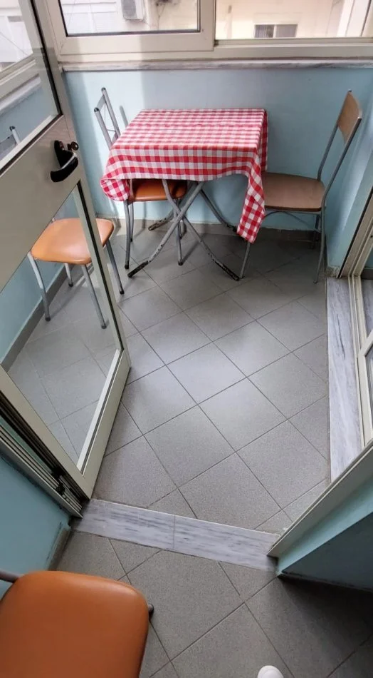 Durres, jepet me qera apartament 1+1 Kati 5, 200 € (Iliria)