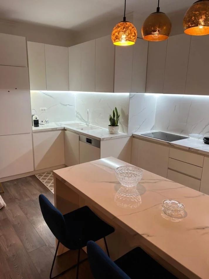 Tirane, shes apartament 2+1+Aneks+Ballkon , 112 m² 259.000 € (Rruga e Kosovateve)