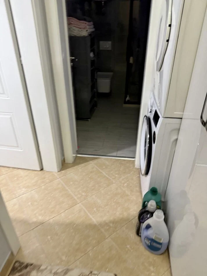 Tirane, shitet apartament 2+1 Kati 2, 73 m² 135.000 € (Rruga Jordan Misja)