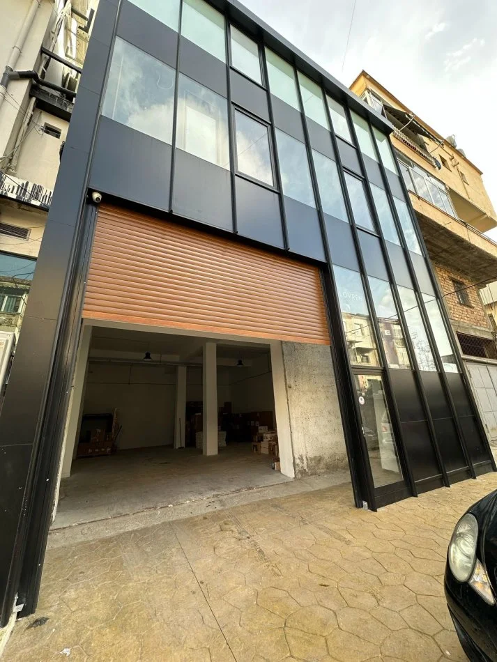 Tirane, shes ambjent biznesi Kati 0, 528 m² (Rruga e Dibres)