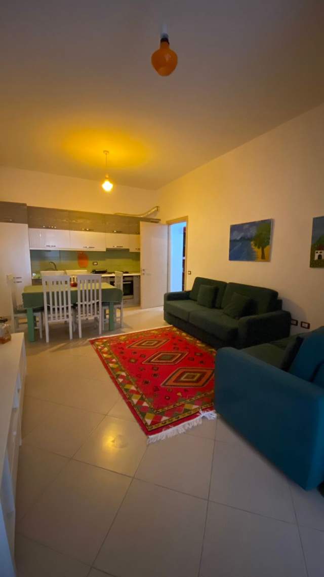 Tirane, jepet me qera apartament 2+1+BLK Kati 2, 85 m² 350  (Rruga Teodor Keko)
