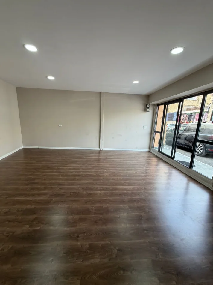 Tirane, shitet ambjent biznesi Kati 0, 36 m² 78.000 € 